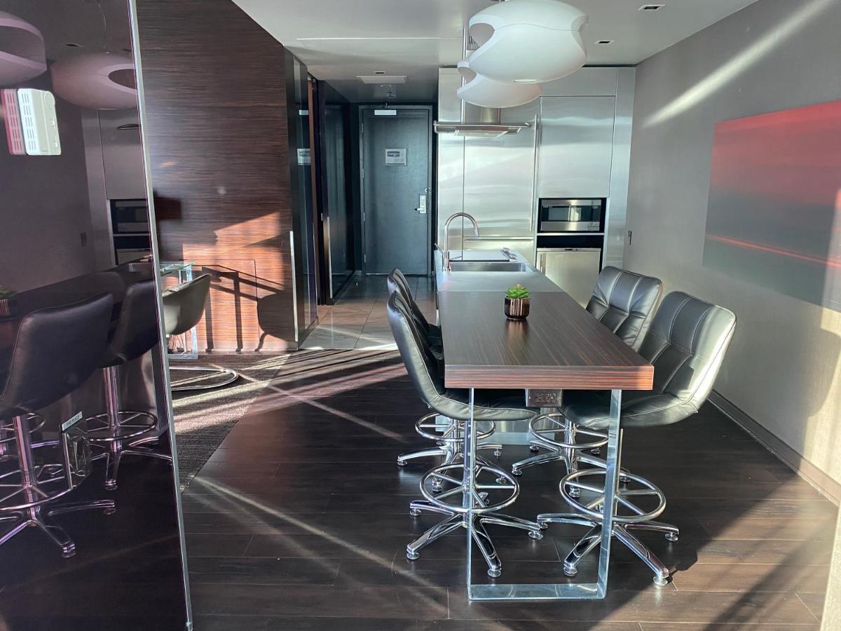 Private Luxury Panoramic Suite At Palms Place Лас-Вегас Экстерьер фото
